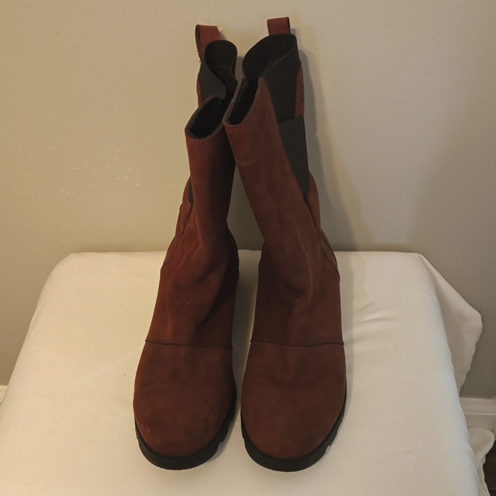 Sorel - Emelie Mid Walking Boot Size 10 Color Redwood Black